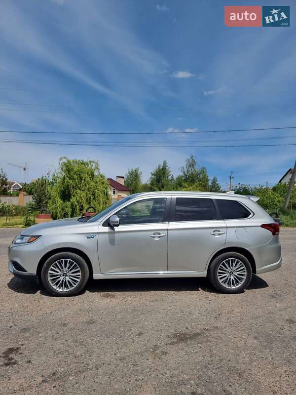 Mitsubishi Outlander 2019