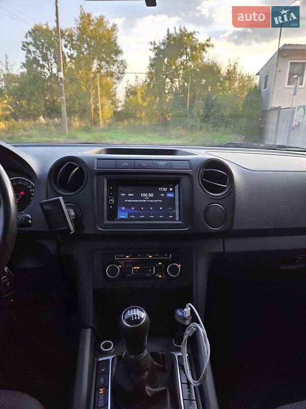 Volkswagen Amarok 2011