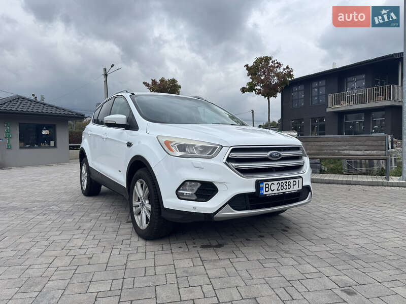 Ford Kuga 2017