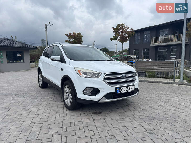 Ford Kuga 2017