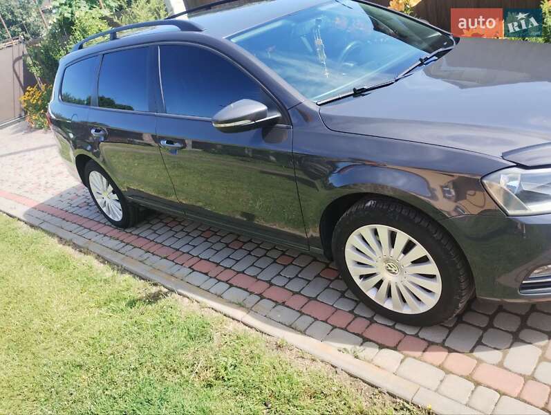 Volkswagen Passat 2011