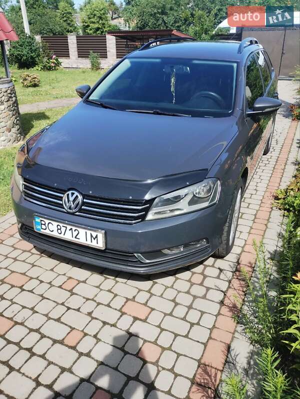 Volkswagen Passat 2011