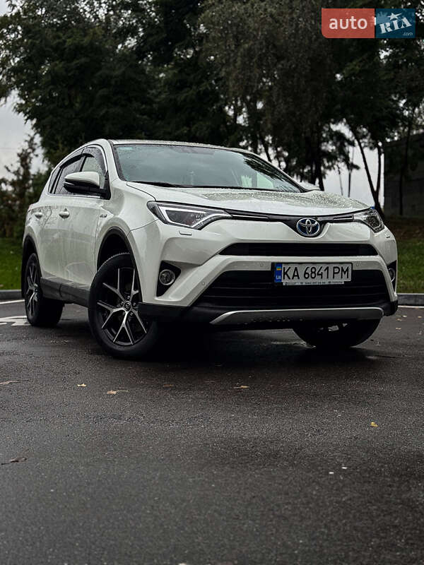 Toyota RAV4 2017