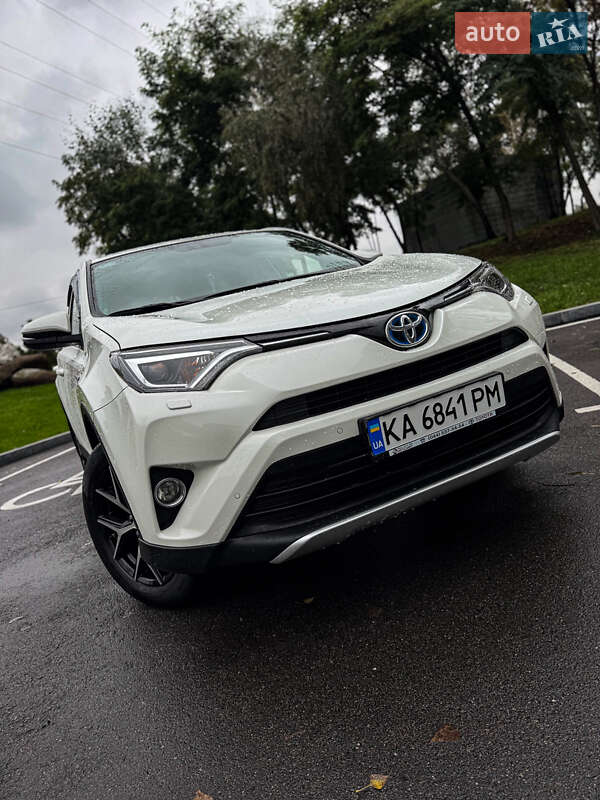 Toyota RAV4 2017