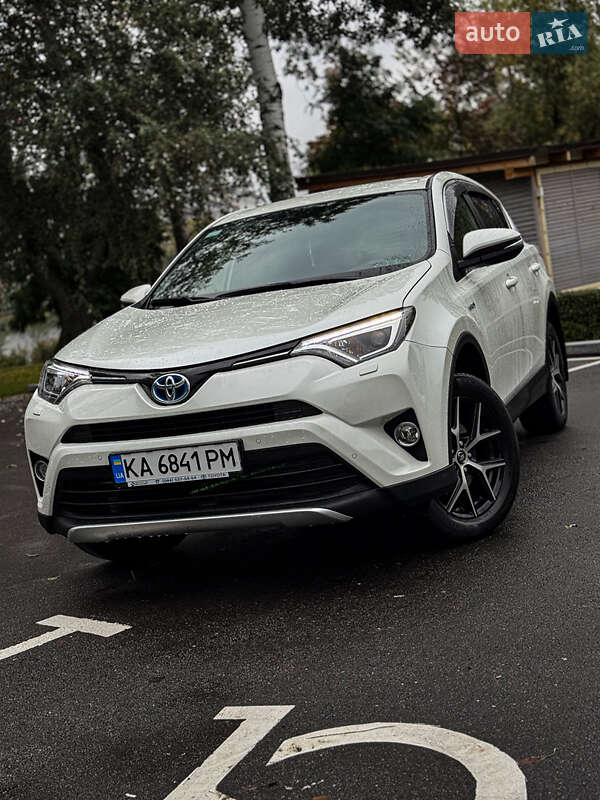 Toyota RAV4 2017