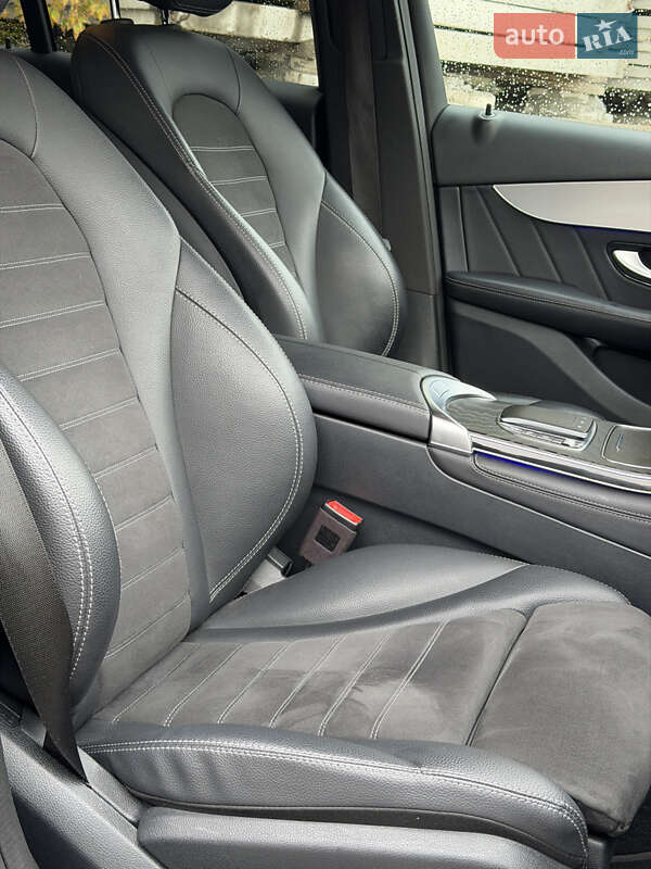 Mercedes-Benz GLC-Class 2020