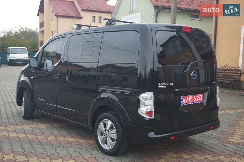 Nissan e-NV200 2016