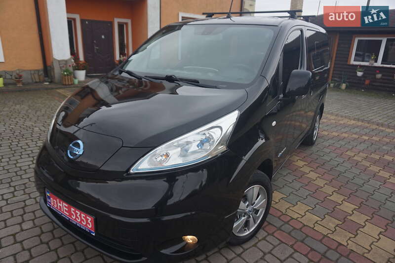 Nissan e-NV200 2016
