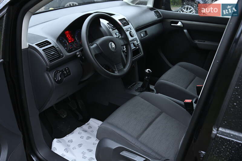 Volkswagen Touran 2009