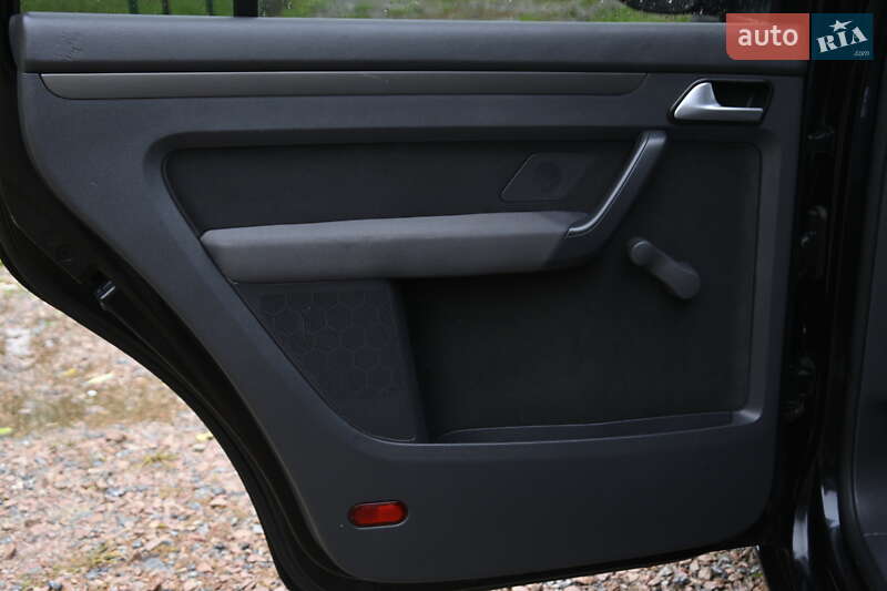 Volkswagen Touran 2009