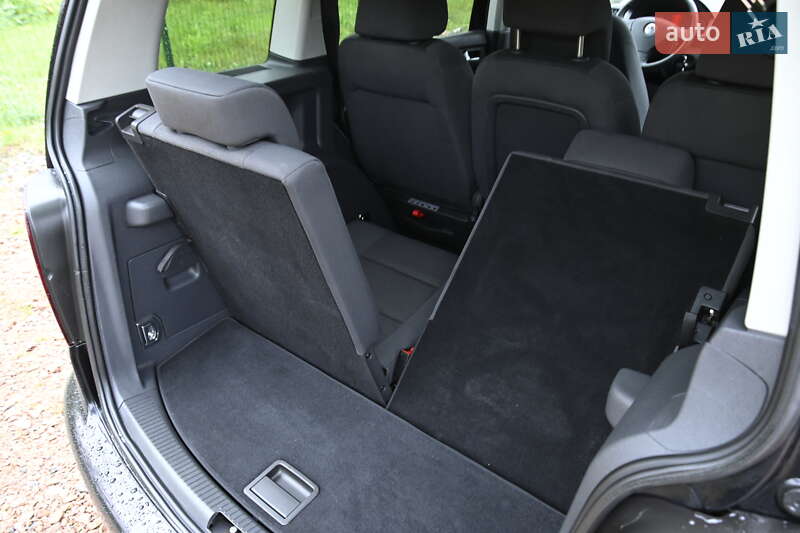 Volkswagen Touran 2009