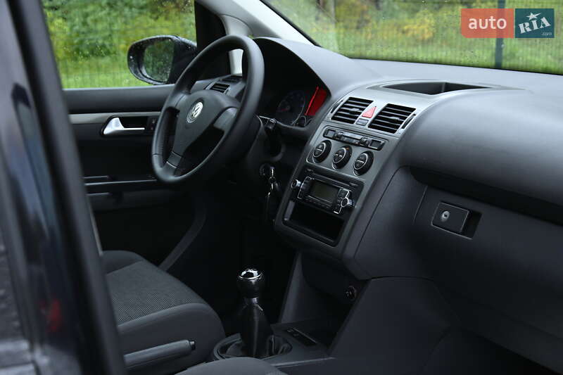 Volkswagen Touran 2009