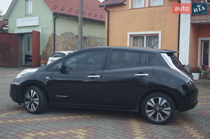 Nissan Leaf 2014