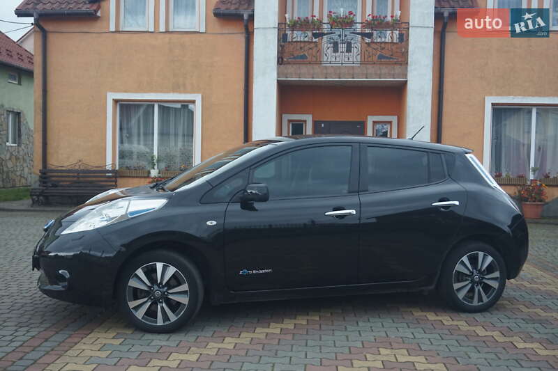 Nissan Leaf 2014