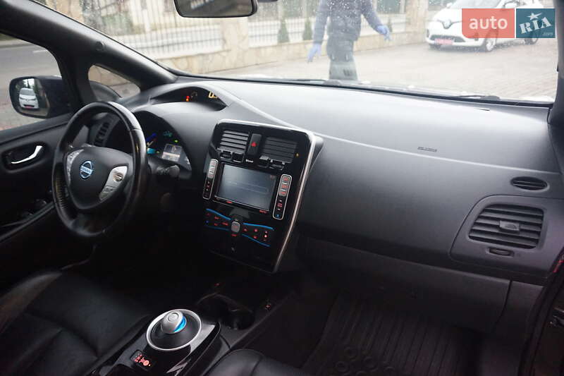 Nissan Leaf 2014