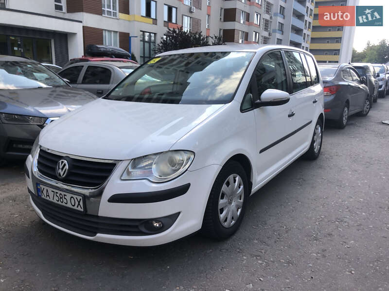 Volkswagen Touran 2009