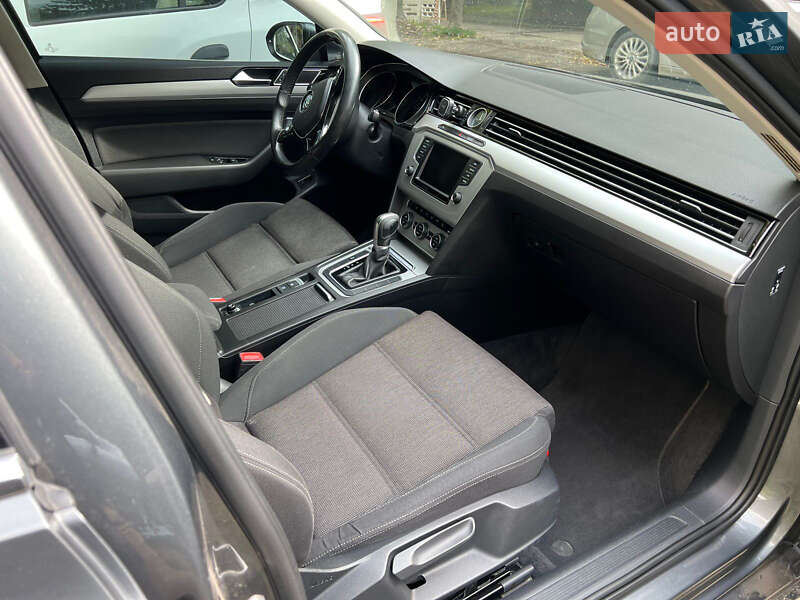 Volkswagen Passat 2016