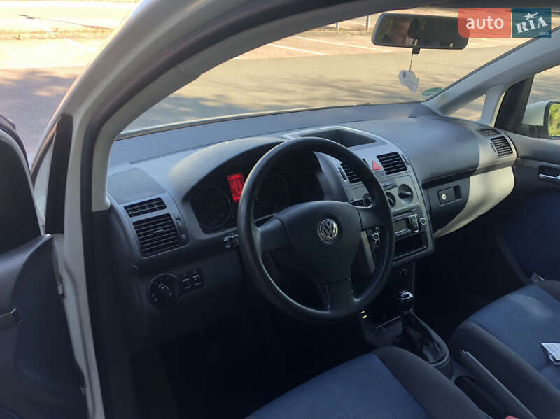 Volkswagen Touran 2009