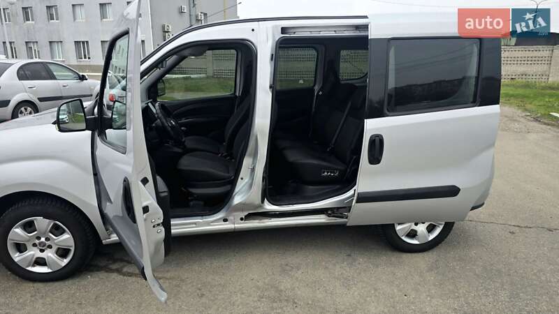 Fiat Doblo 2011