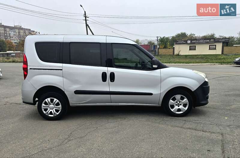 Fiat Doblo 2011