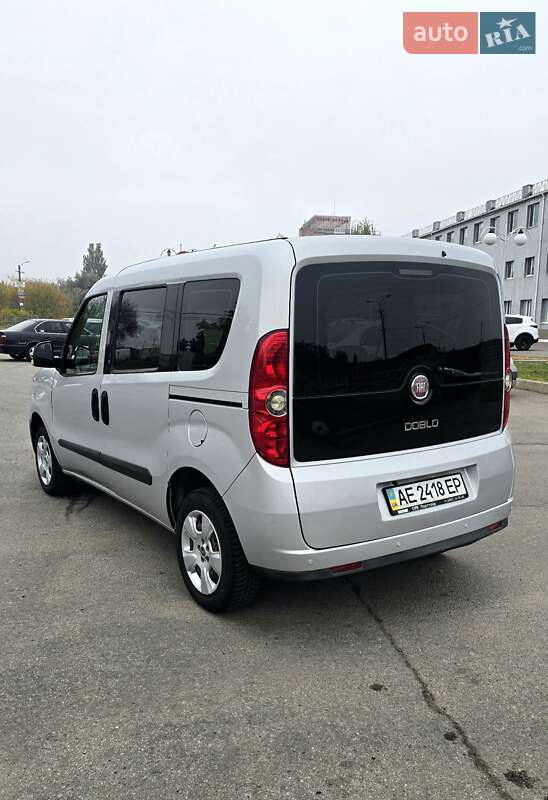Fiat Doblo 2011
