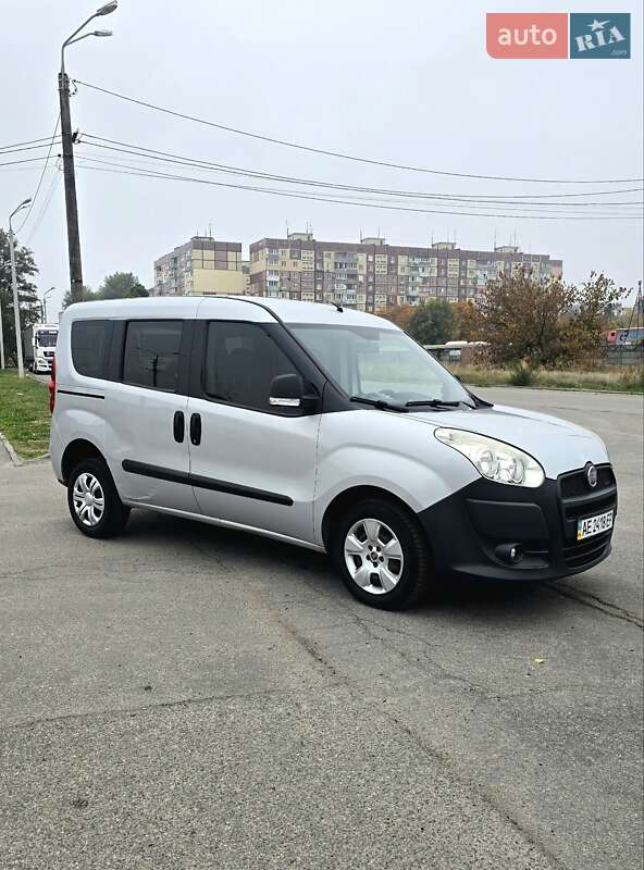 Fiat Doblo 2011