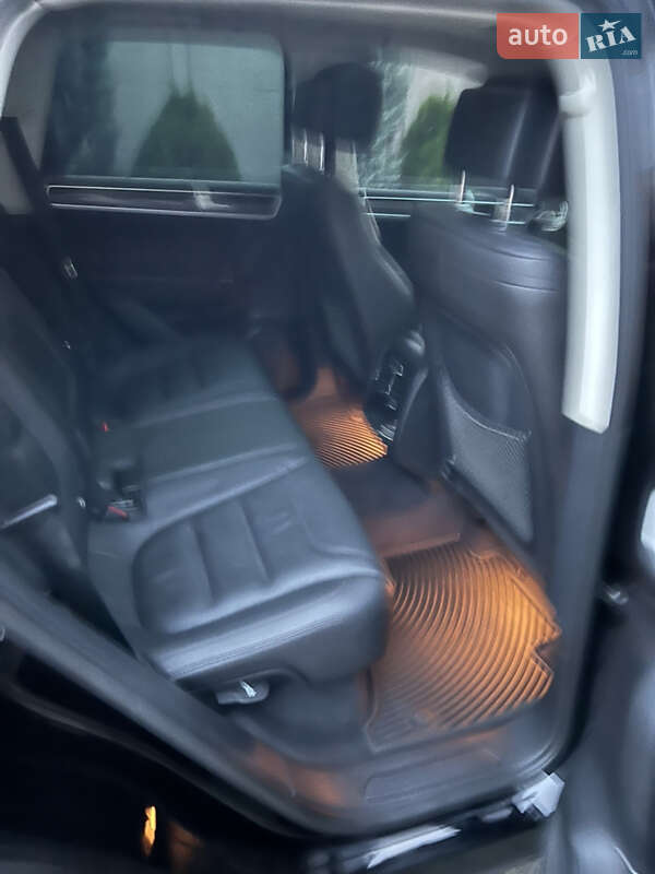 Volkswagen Touareg 2015