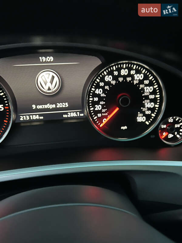 Volkswagen Touareg 2015