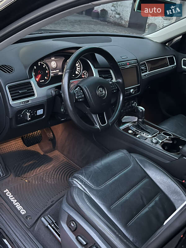 Volkswagen Touareg 2015