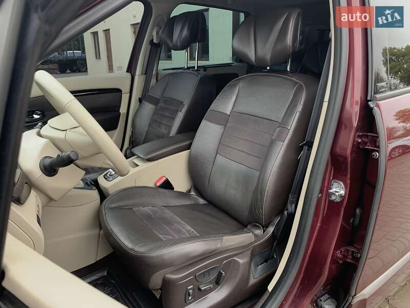 Renault Grand Scenic 2014