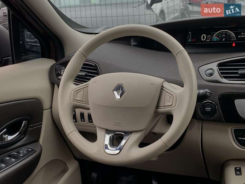 Renault Grand Scenic 2014