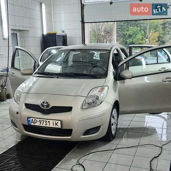 Toyota Yaris 2008