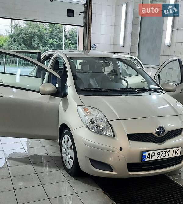 Toyota Yaris 2008