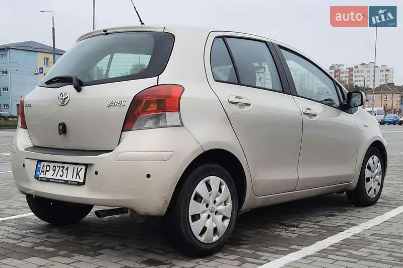 Toyota Yaris 2008