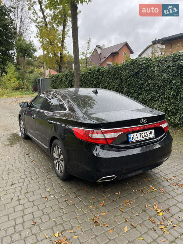 Hyundai Grandeur 2016