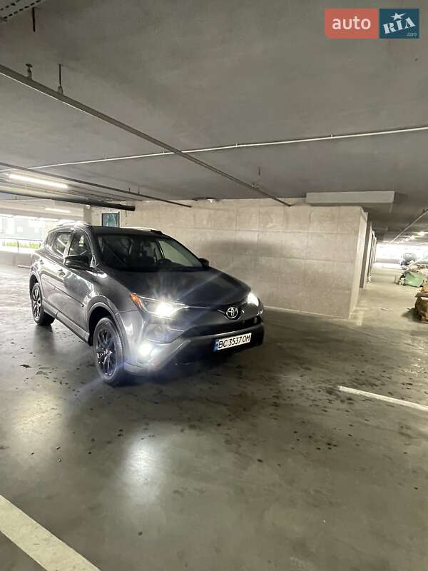 Toyota RAV4 2016