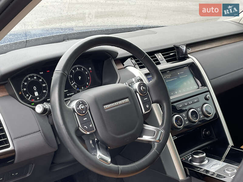 Land Rover Discovery 2018