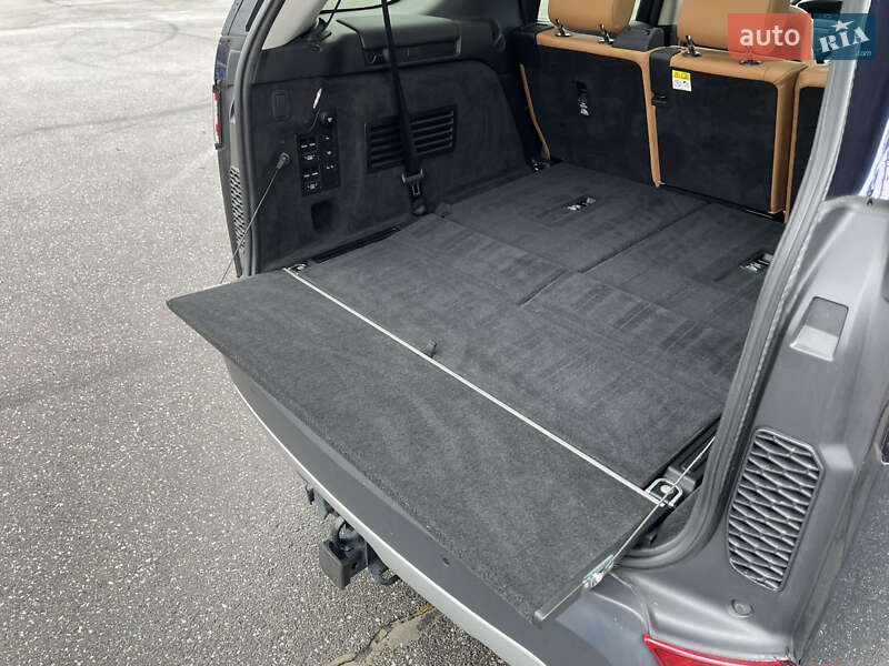 Land Rover Discovery 2018