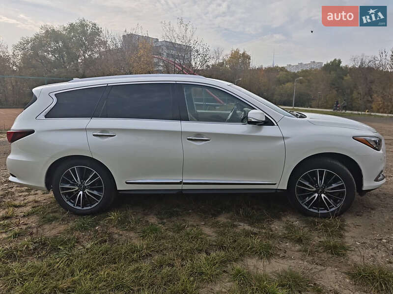 Infiniti QX60 2020