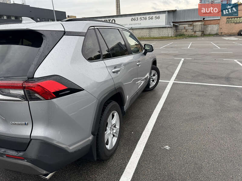 Toyota RAV4 2019