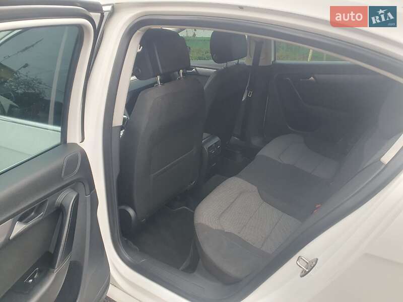 Volkswagen Passat 2012