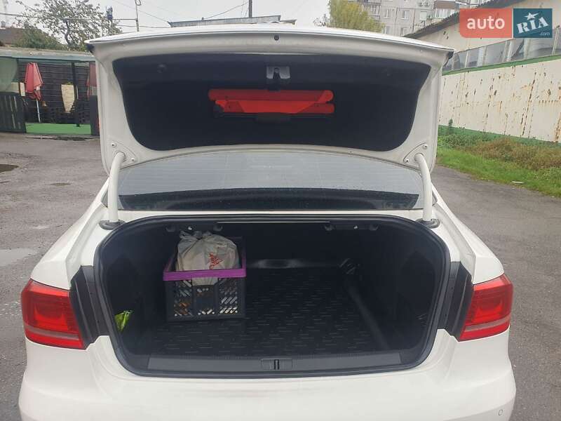 Volkswagen Passat 2012