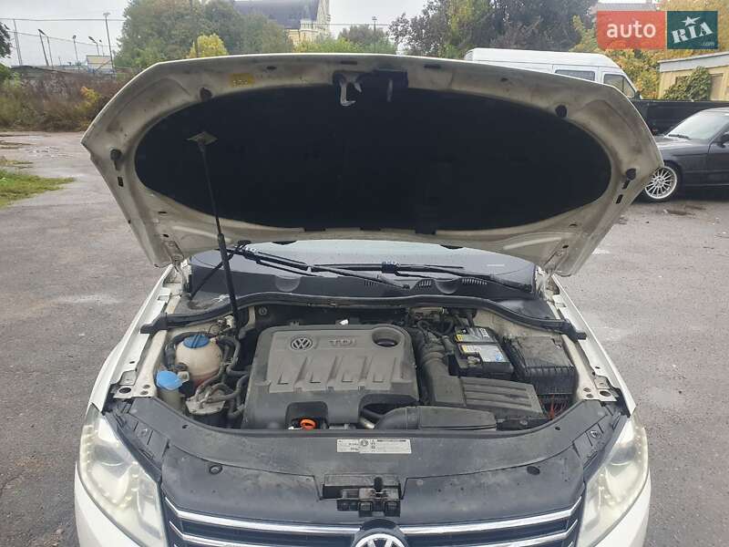 Volkswagen Passat 2012