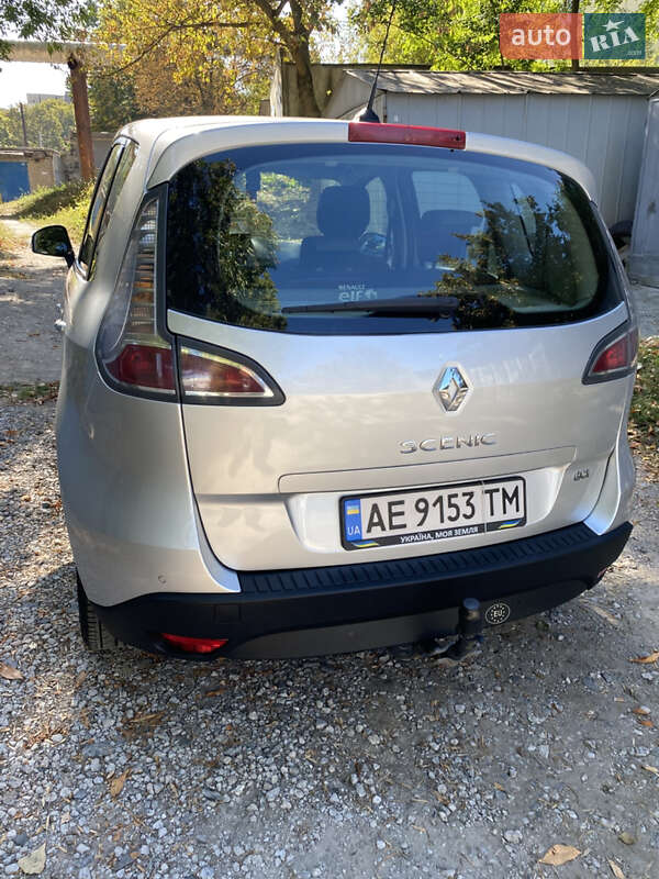 Renault Scenic 2012