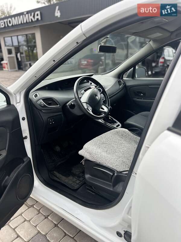 Renault Scenic 2010
