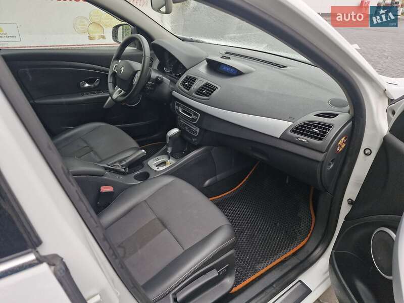 Renault Fluence 2011