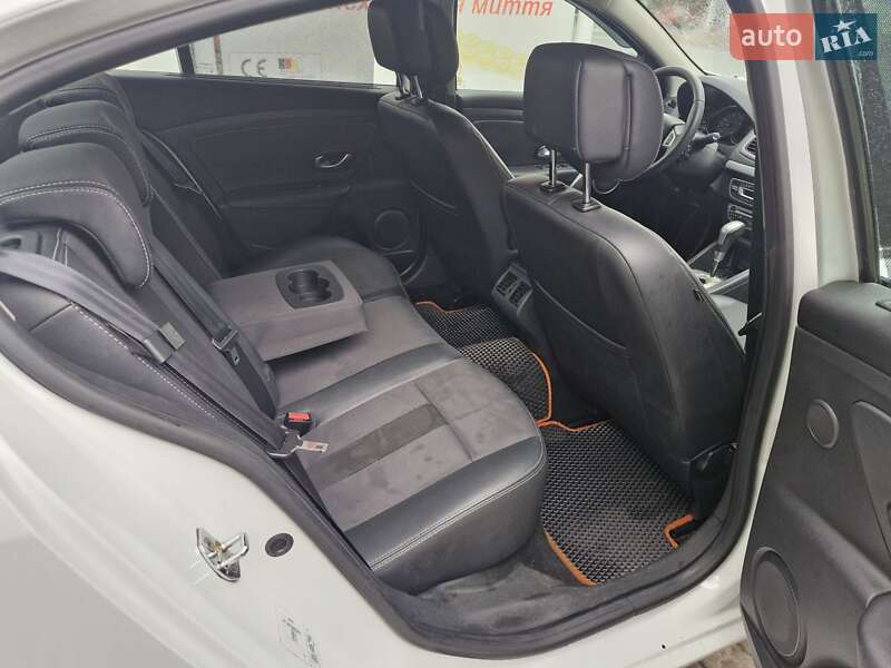 Renault Fluence 2011