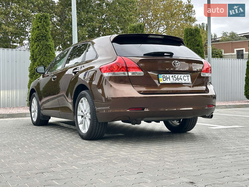 Toyota Venza 2011