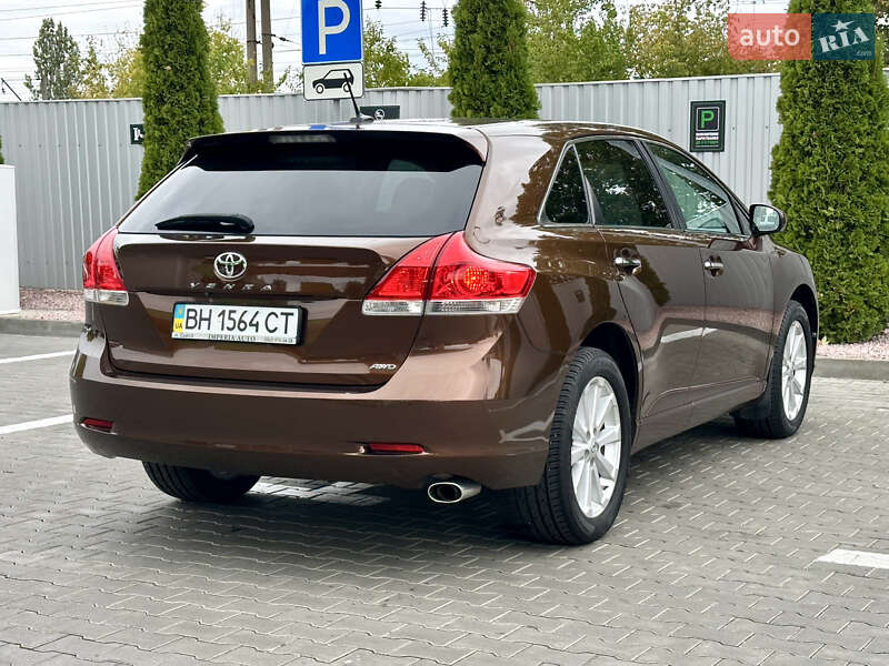 Toyota Venza 2011