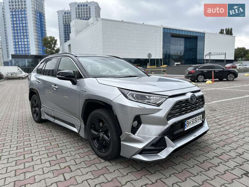 Toyota RAV4 2021